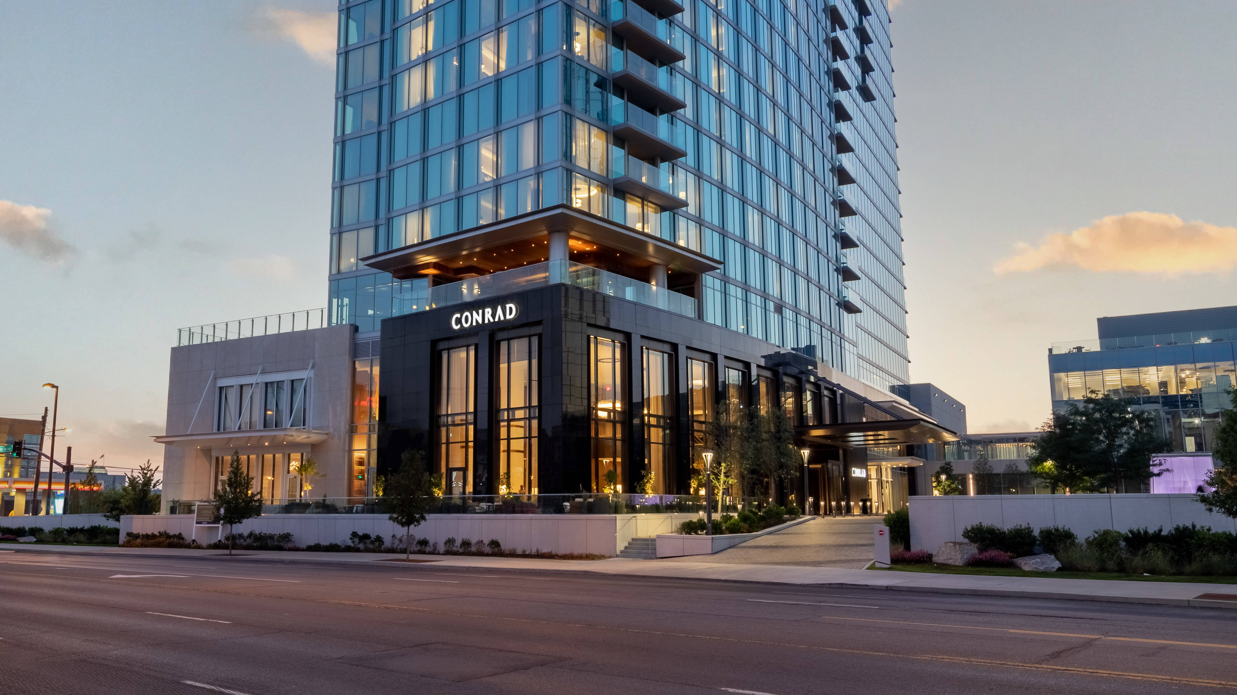 Conrad Nashville Luxury Hotel
